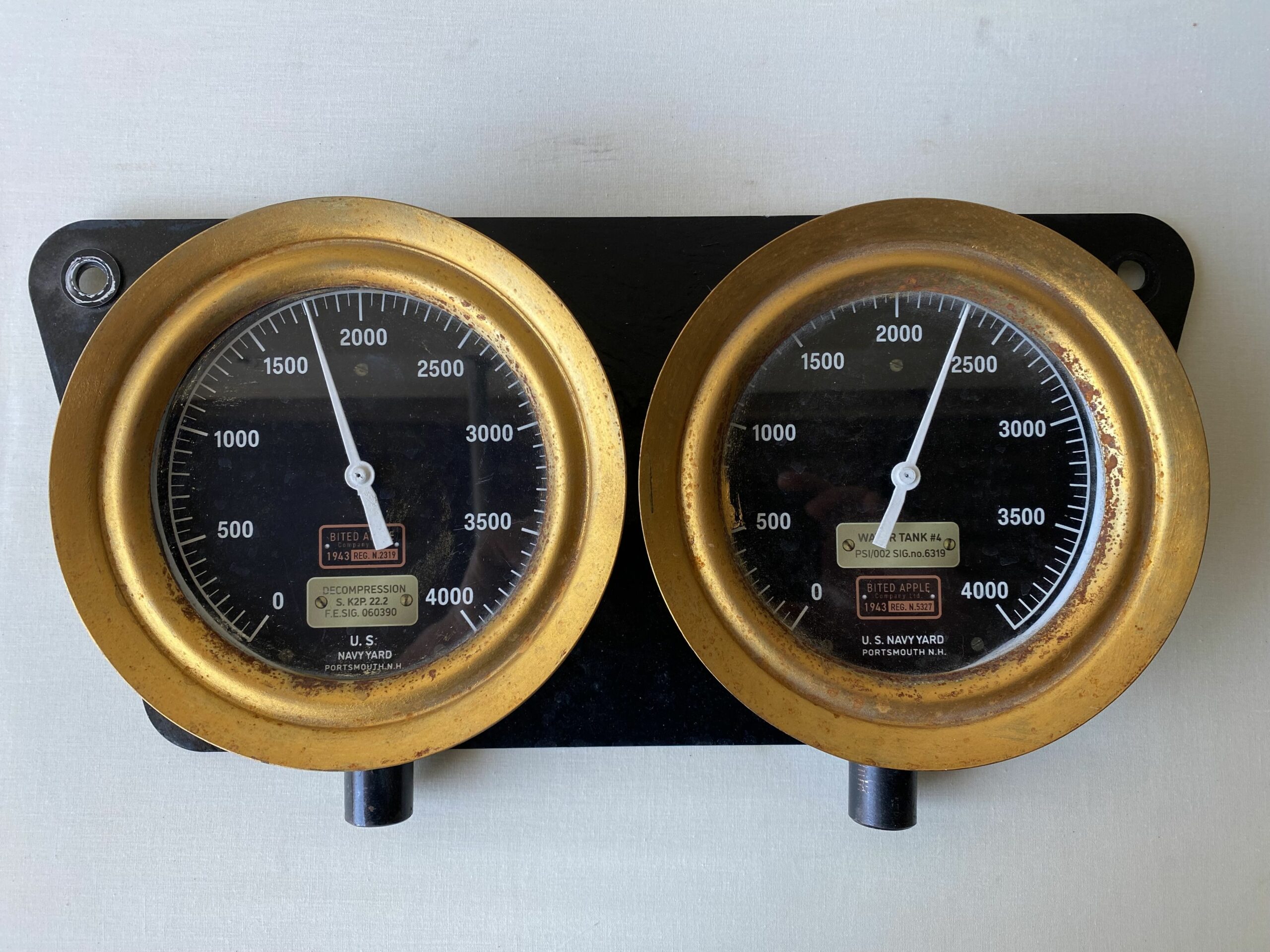 WW2 US submarine dials