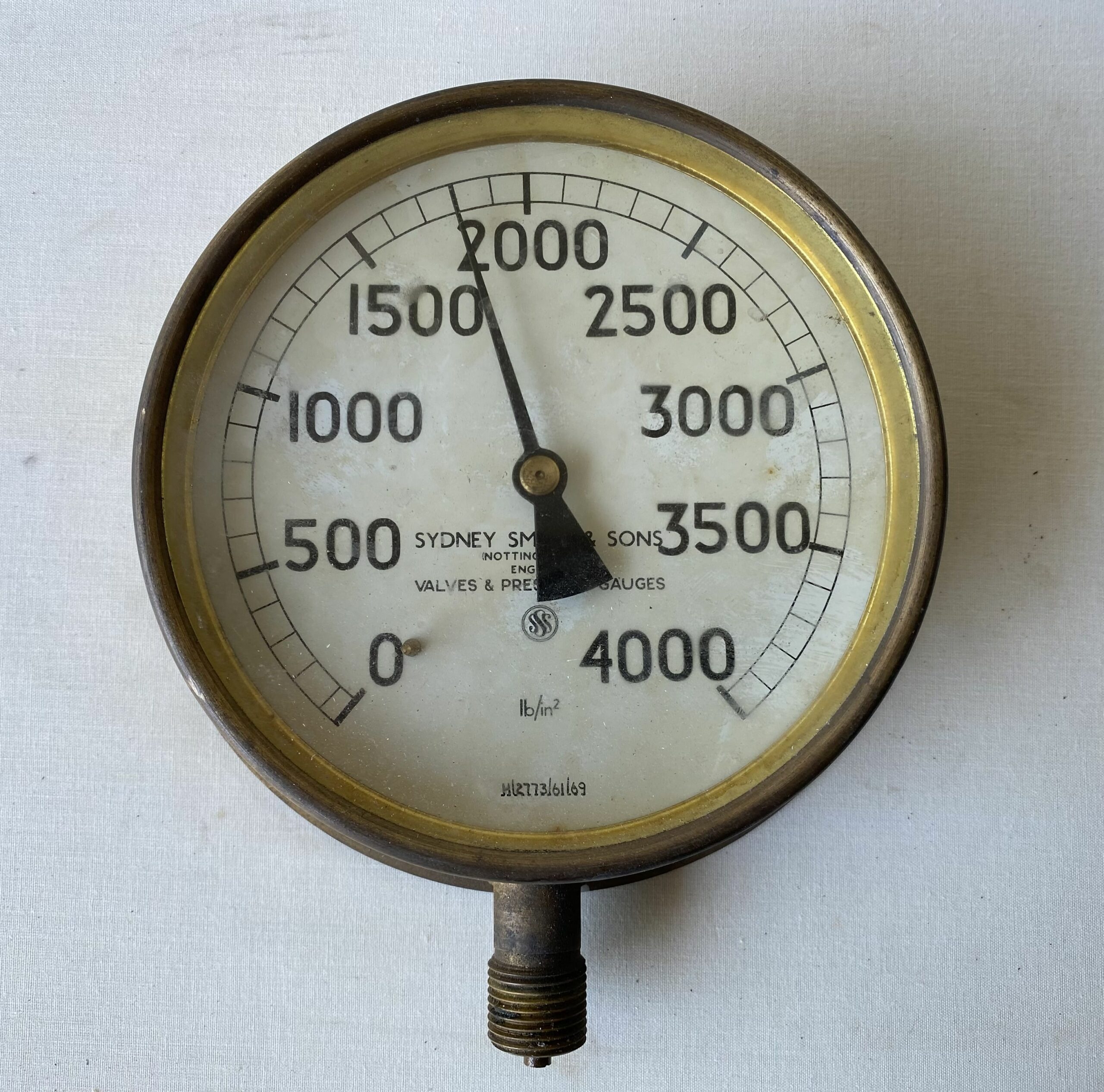 Brass pressure dial