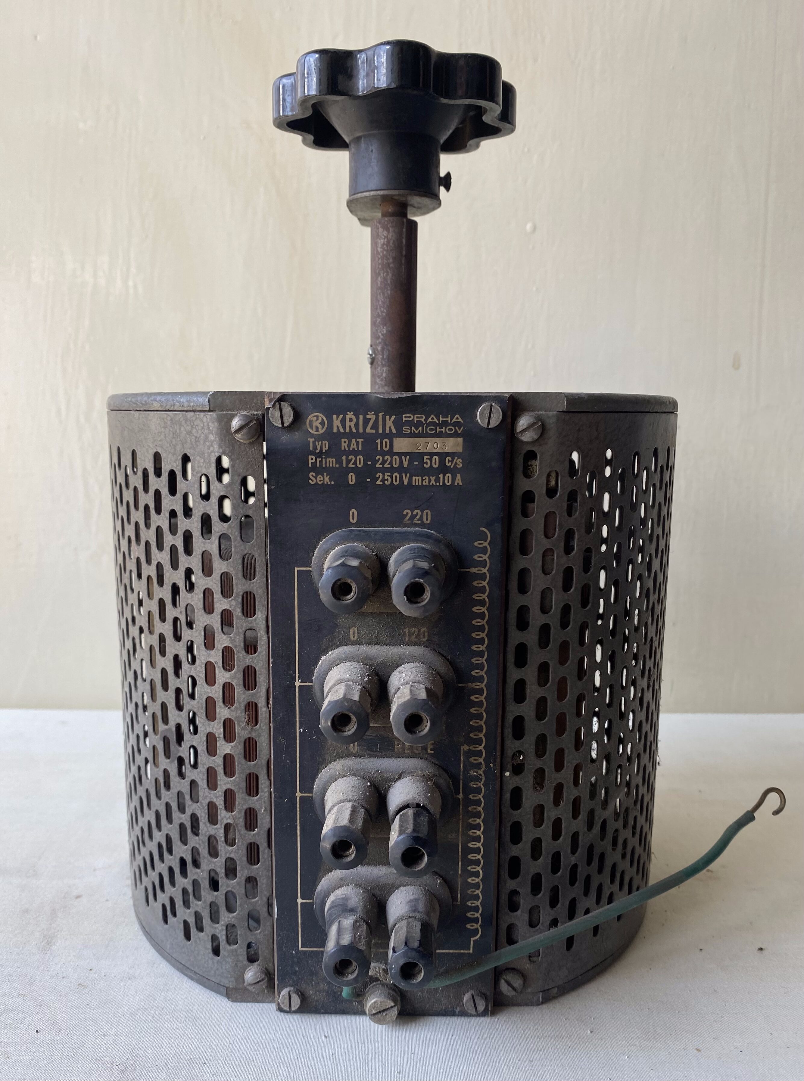 Electrical transformer