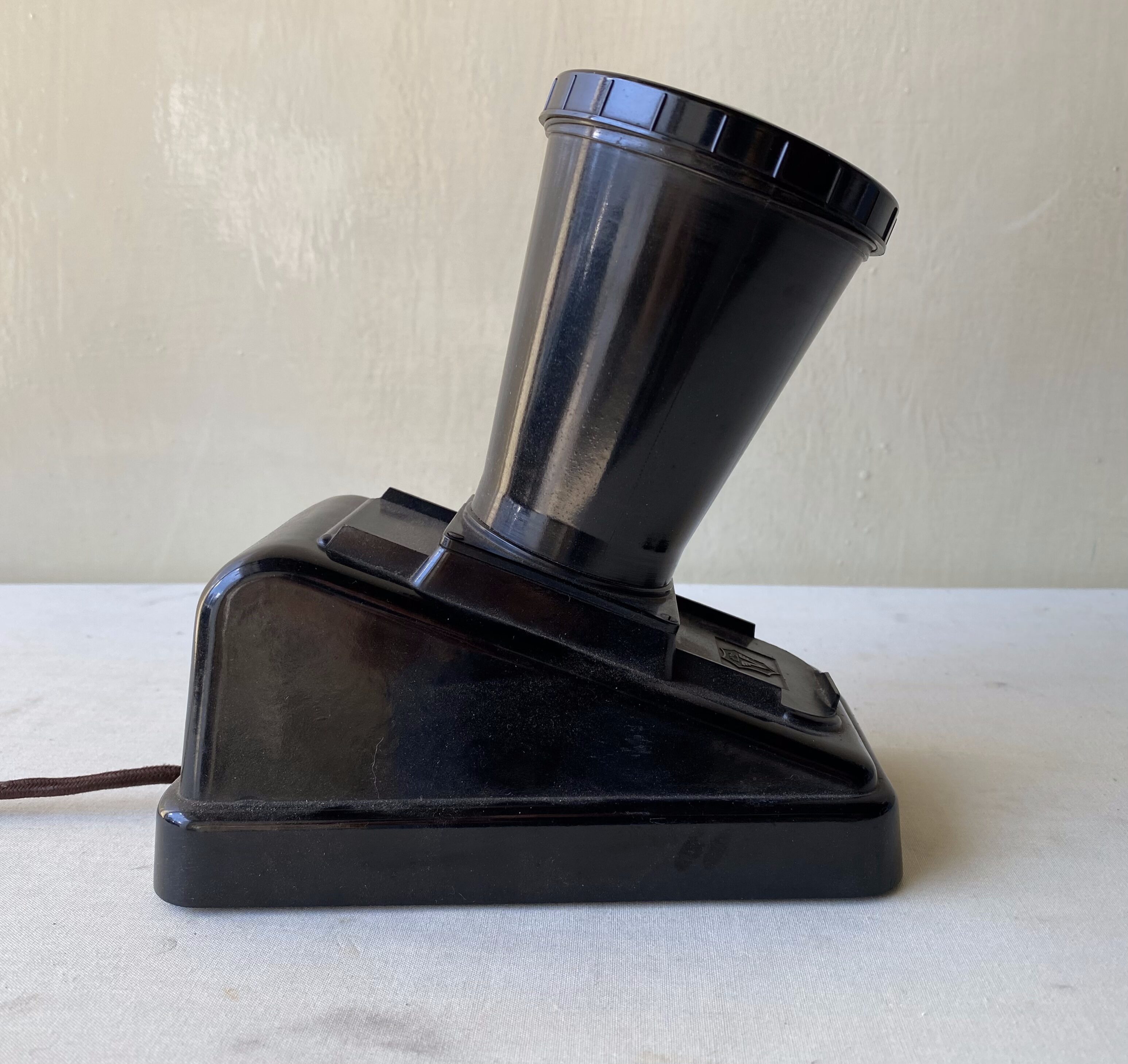 Bakelite projector