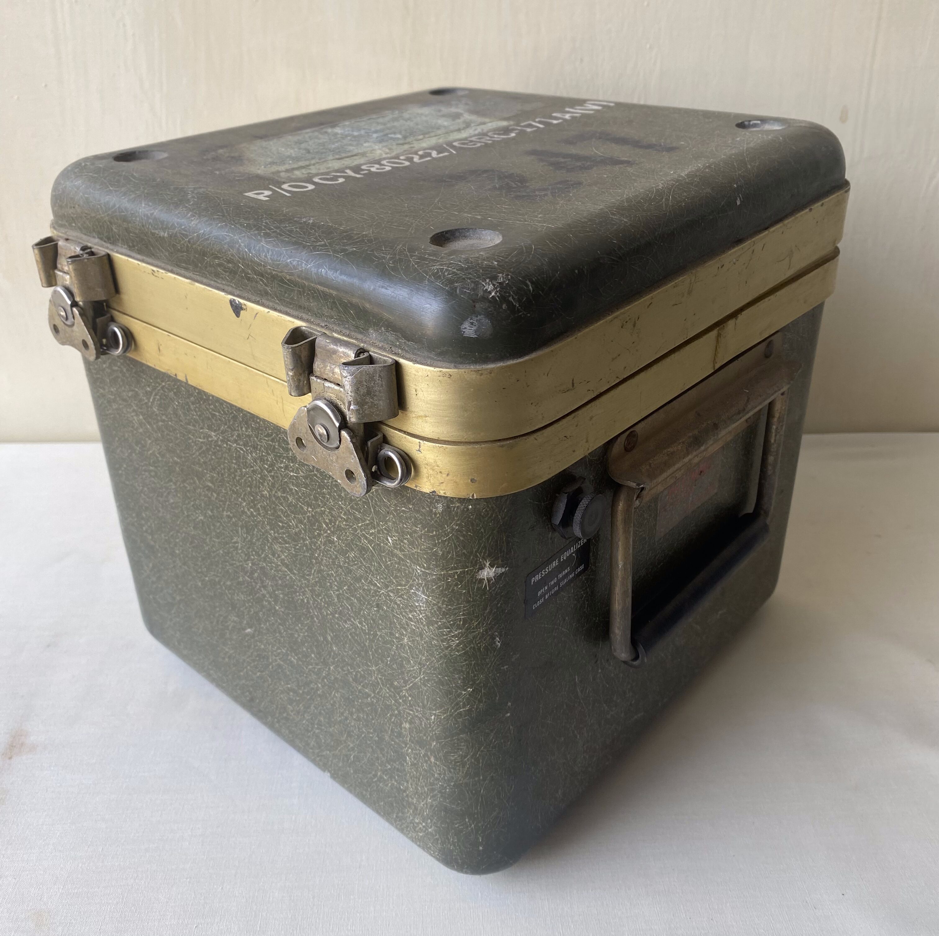 US army night vision box