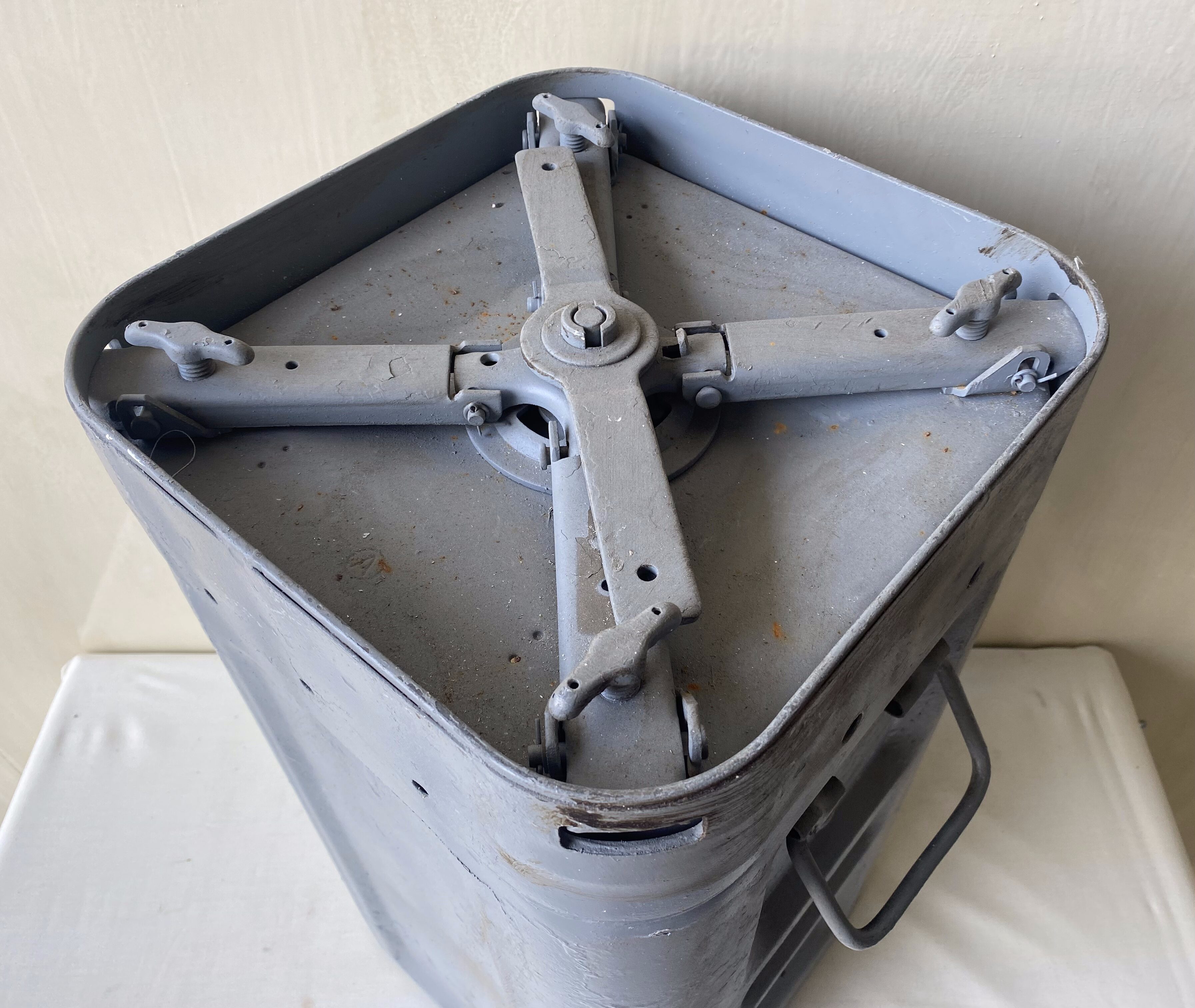 US army mortar box