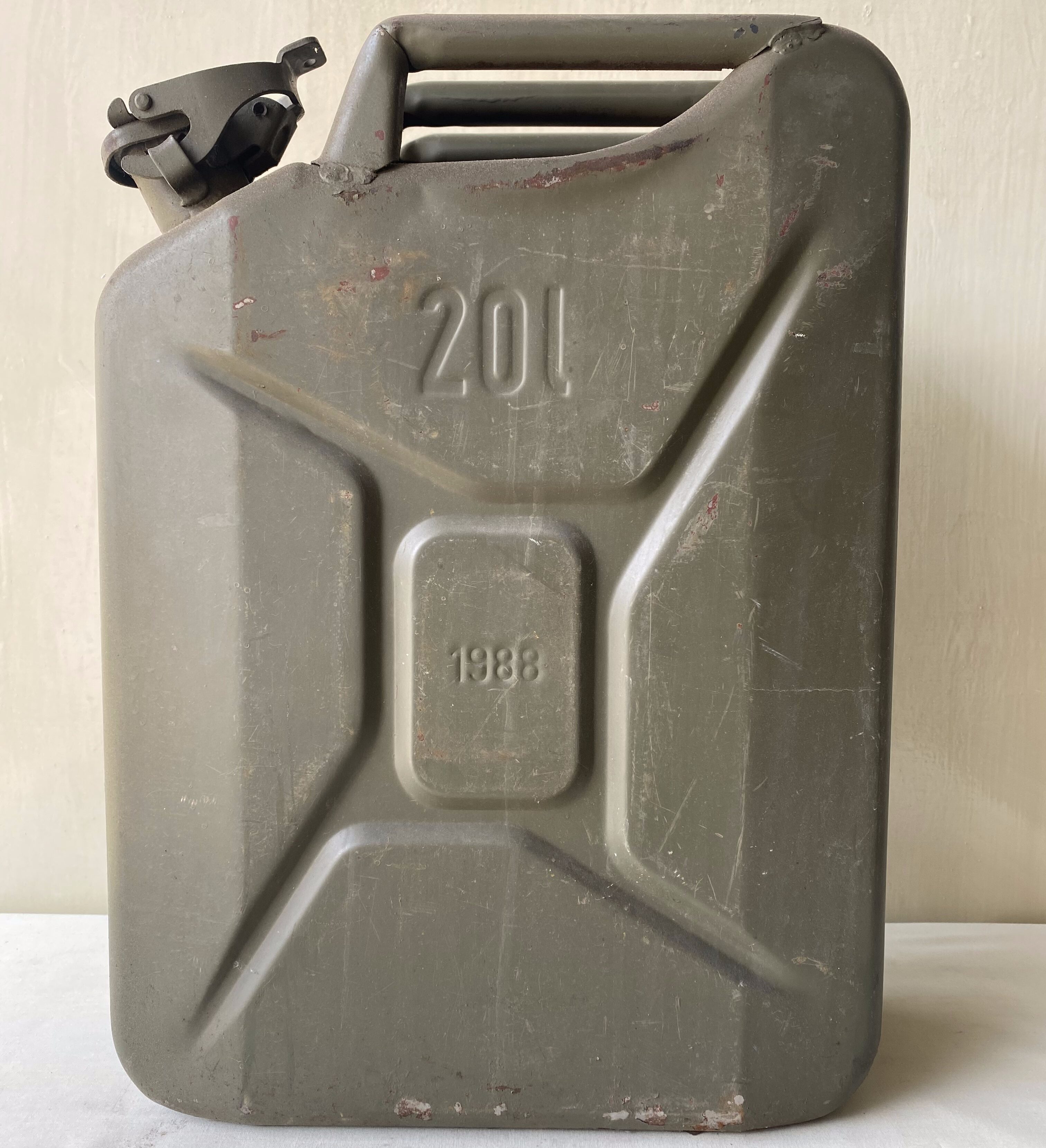 Czech army ‘jerry can’