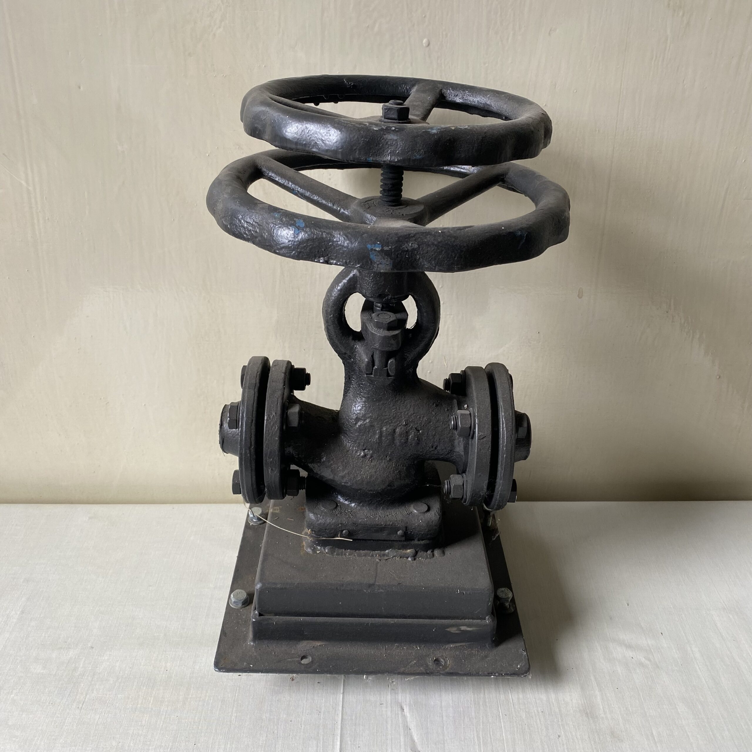 Large gate valve